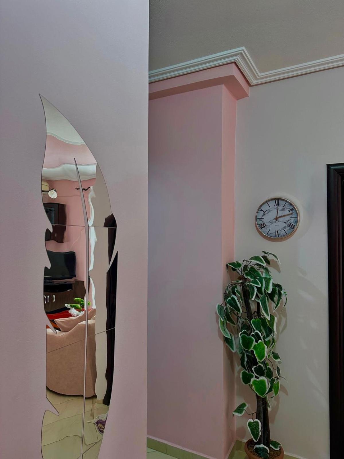 Esmeralda Apartaments Sarandë Eksteriør billede