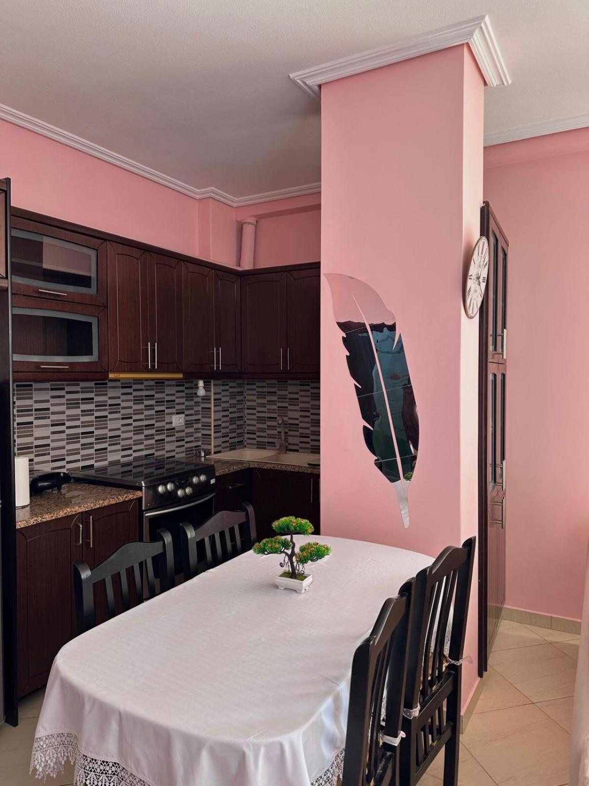 Esmeralda Apartaments Sarandë Eksteriør billede