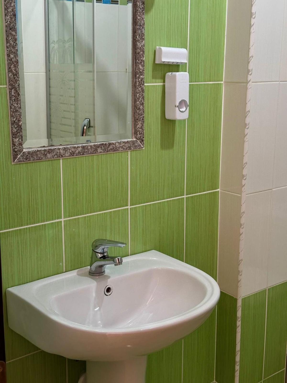Esmeralda Apartaments Sarandë Eksteriør billede